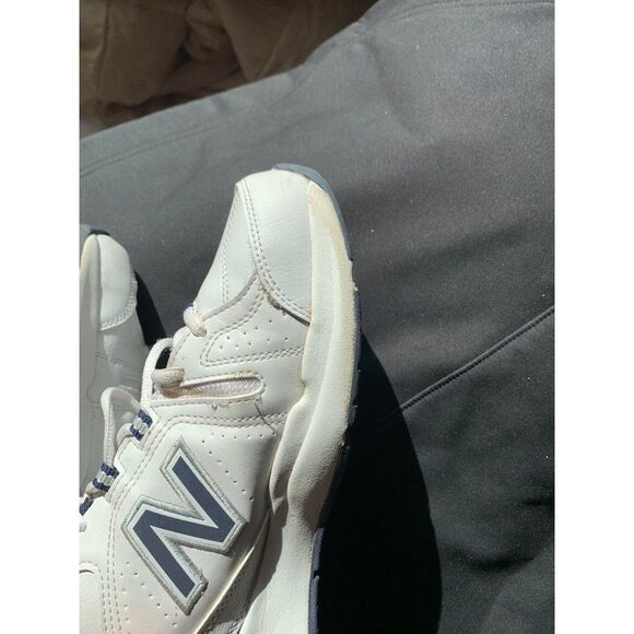 New Balance 608v5 Running Sneakers Men's 9.5D Navy White MX608WN5 EUC - Picture 11 of 11